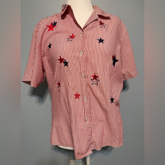 Karen Scott Tops - Karen Scott Red White Stars Patriotic Short Sleeve Button Up Shirt Rodeo Medium